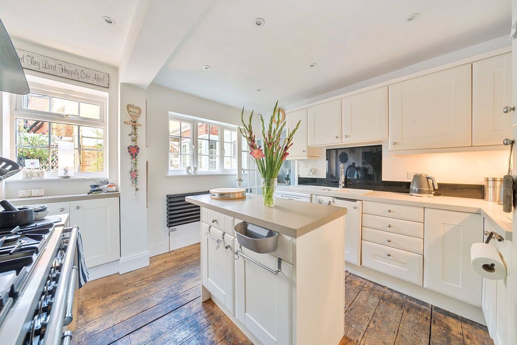 Additional image 13 of 4 bed end terrace house for saleSt. Anns Hill Road, Chertsey KT16