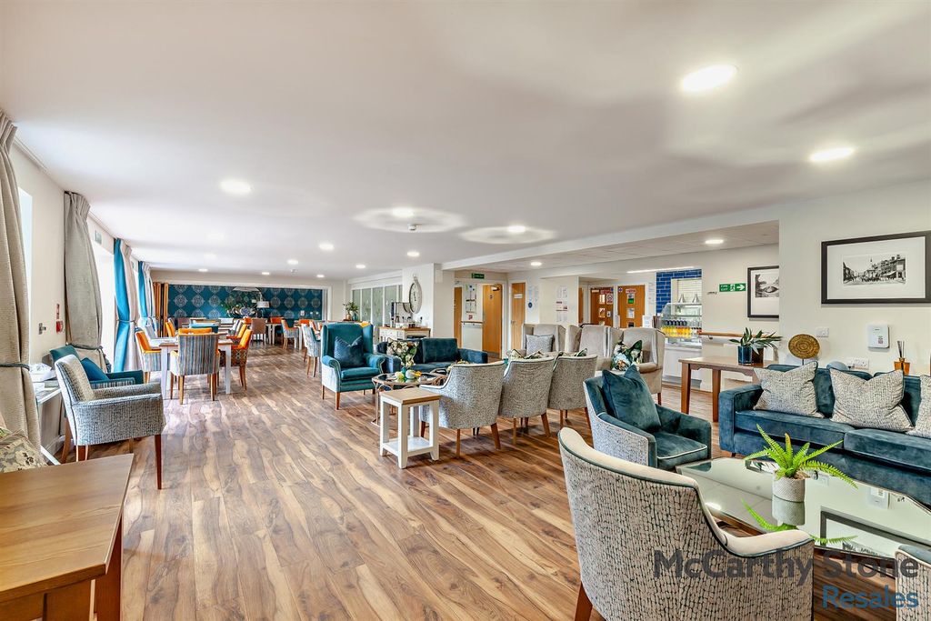 Additional image 11 of 2 bed flat for saleMiami House, Princes Road, Chelmsford, Essex CM2