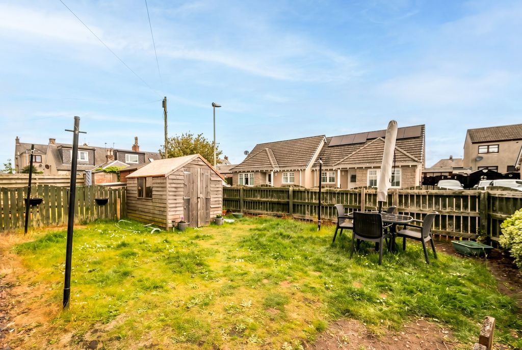 Additional image 10 of 2 bed flat for sale28 Charles Street, Carnoustie DD7