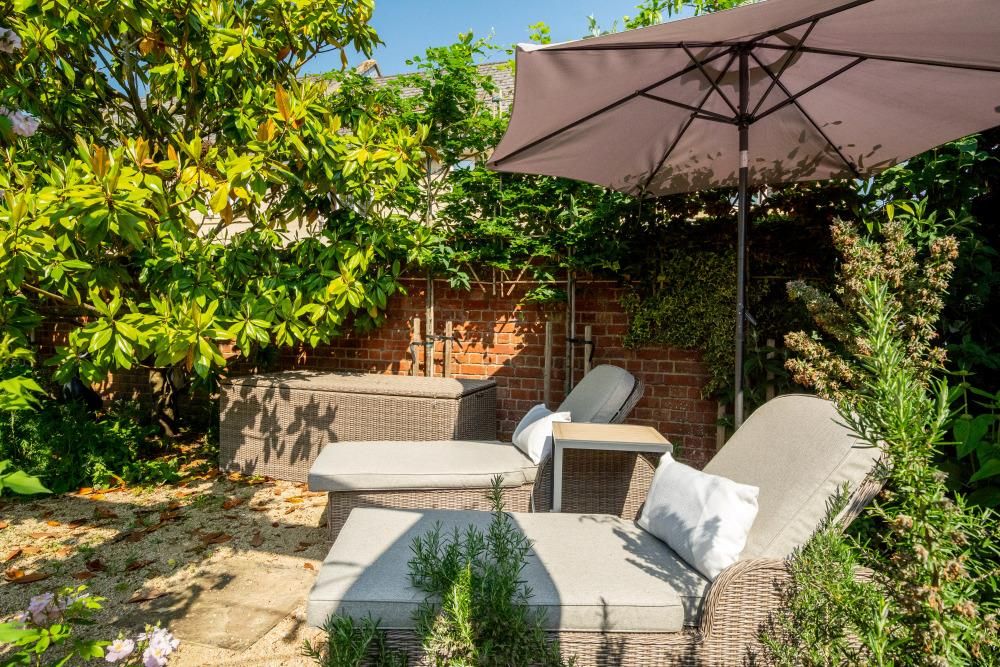 Additional image 26 of 6 bed semi-detached house for saleThe Avenue, Cirencester, Gloucestershire GL7