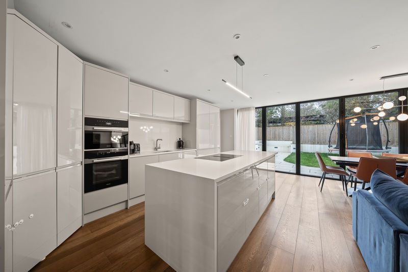 Additional image 9 of 4 bed link detached house for salePrinces Avenue, Carshalton Beeches SM5