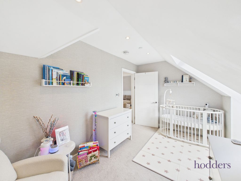 Additional image 8 of 2 bed flat for saleGogmore Lane, Chertsey, Surrey KT16