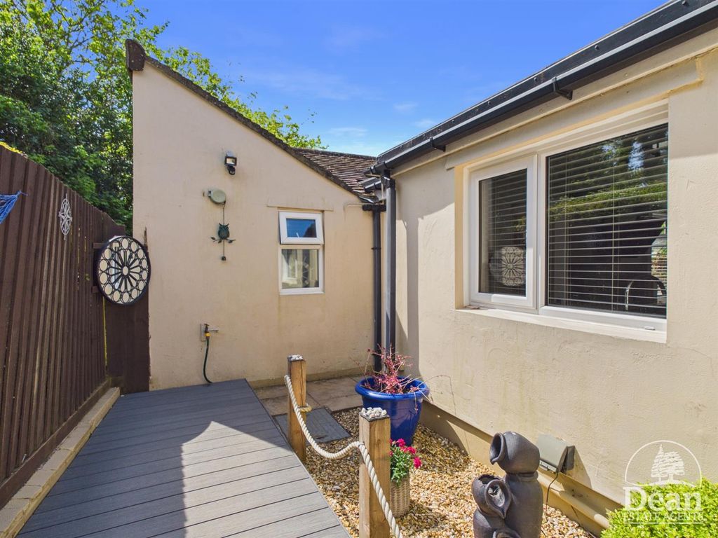 Additional image 19 of 3 bed detached bungalow for saleSt. Whites Road, Cinderford GL14