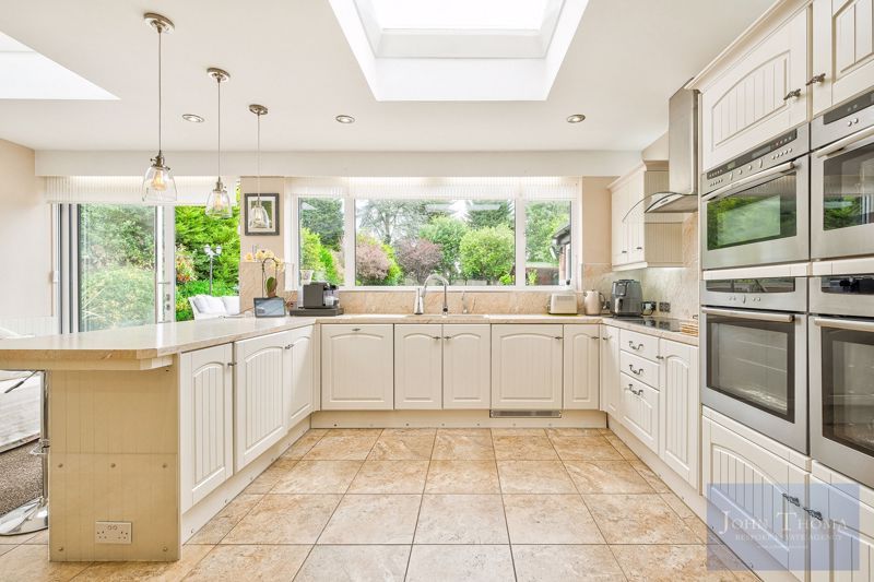 Additional image 7 of 6 bed detached house for saleLee Grove, Chigwell IG7