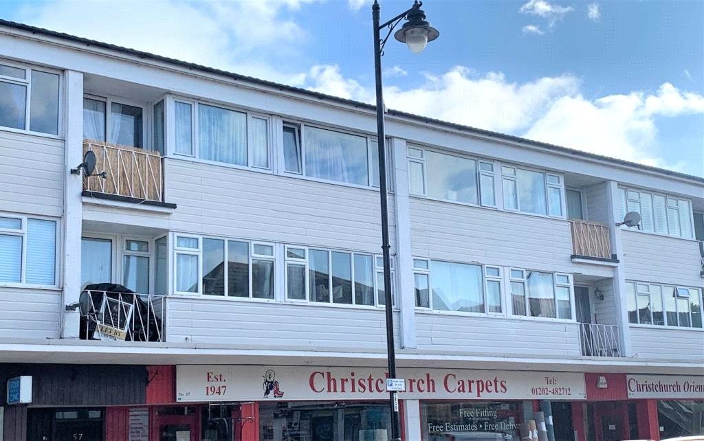 2 bed flat for saleBargates, Christchurch, Dorset BH23