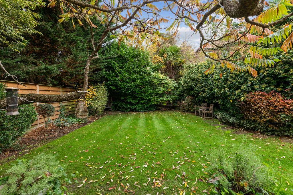 Additional image 11 of 4 bed detached house for saleLaurino Place, Bushey WD23