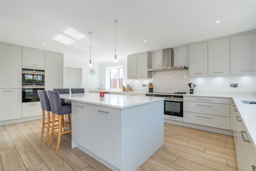 Additional image 3 of 7 bed detached house for saleChapel Fold, Whittle-Le-Woods, Chorley PR6