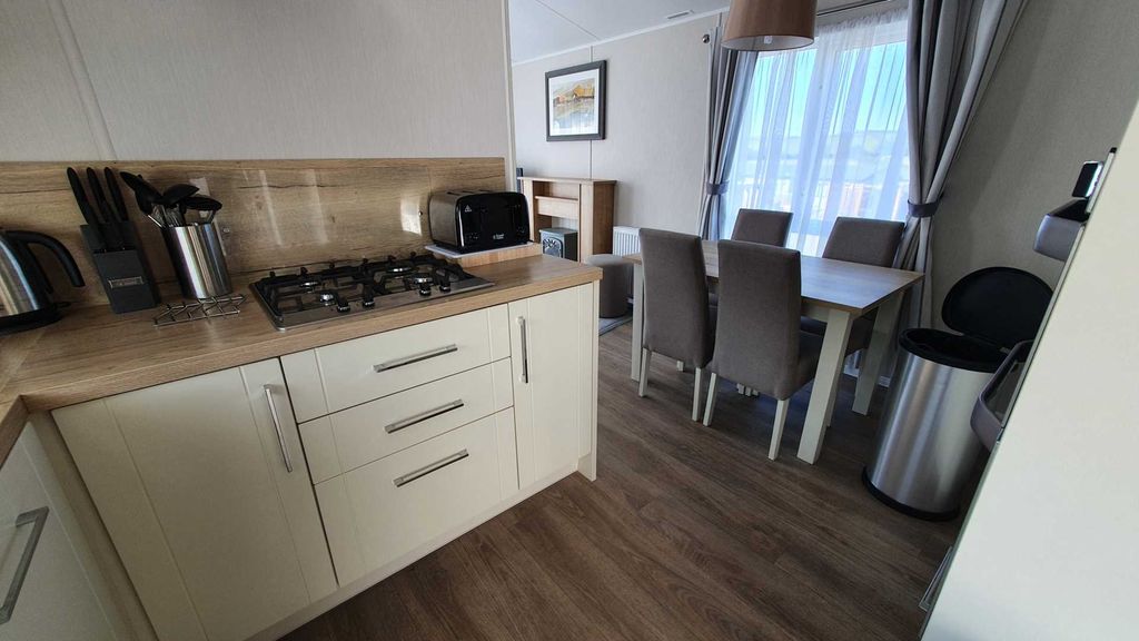 Additional image 6 of 3 bed detached house for saleJuliots Well Holiday Park, Camelford PL32