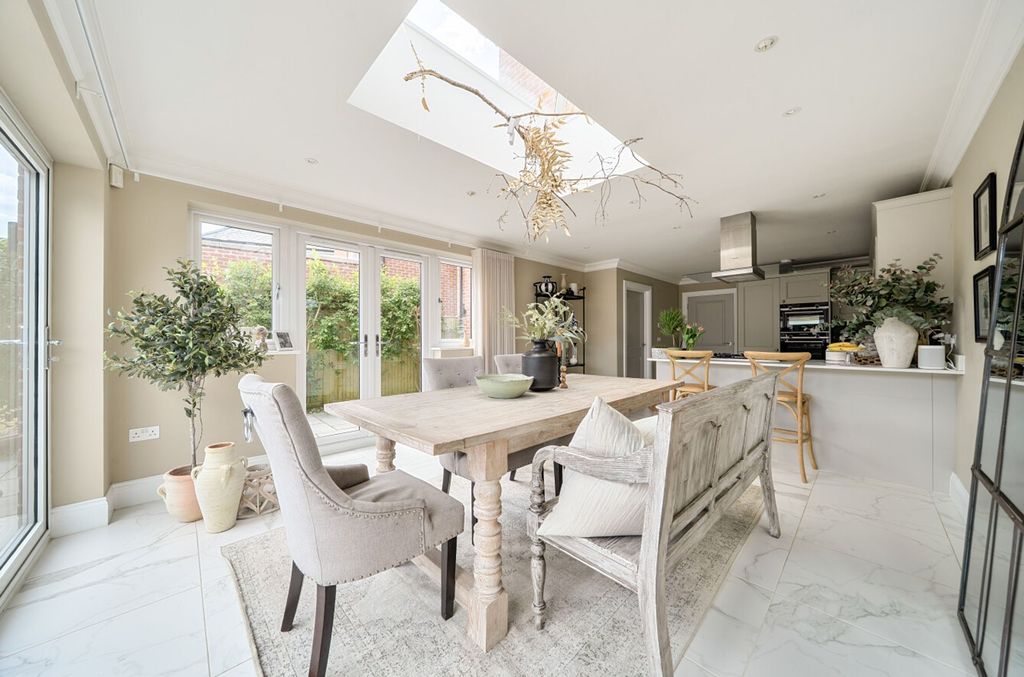 Additional image 10 of 4 bed detached house for saleLyndhurst Place, Chichester PO19