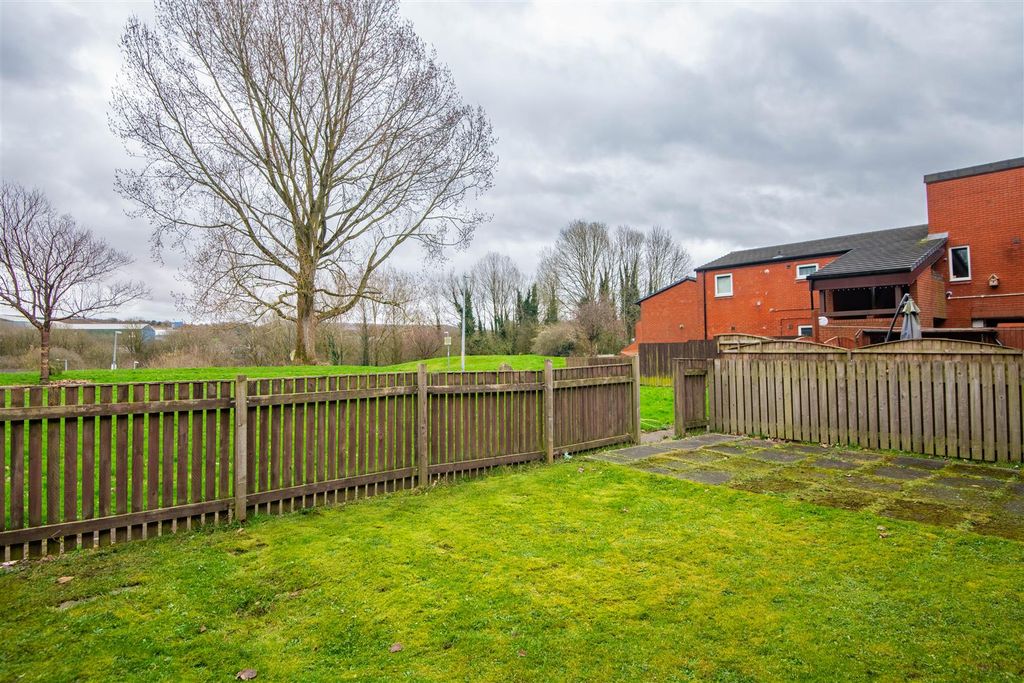 Additional image 12 of 3 bed flat for saleFell View, Chorley PR6