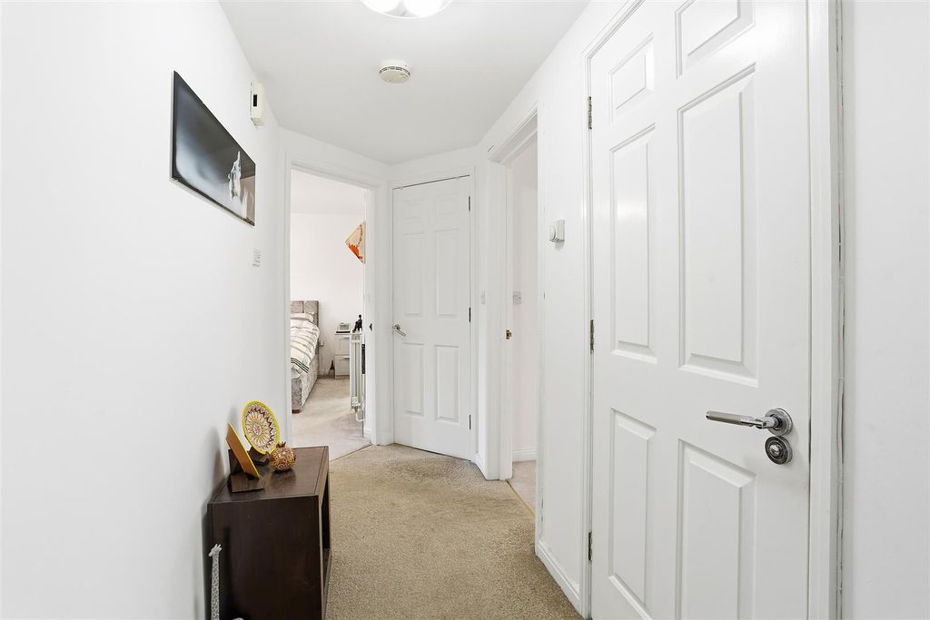 Additional image 15 of 2 bed flat for saleRochester Road, Carshalton SM5