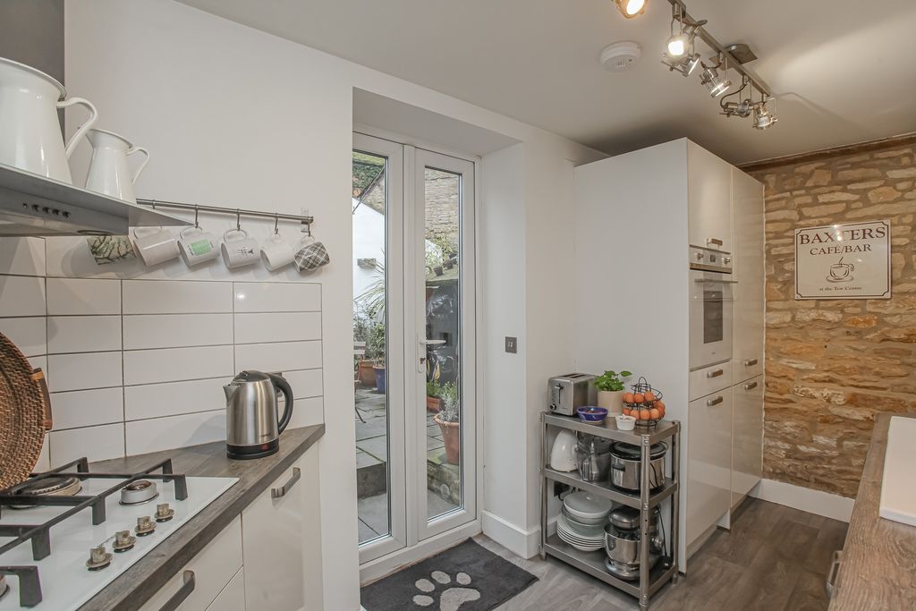 Additional image 5 of 2 bed terraced house for saleHorsefair, Chipping Norton OX7