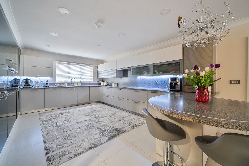 Additional image 17 of 5 bed detached house for saleOakley Road, Cheltenham GL52