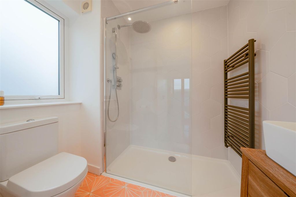 Additional image 36 of 4 bed detached house for saleWalton Back Lane, Walton, Chesterfield S42