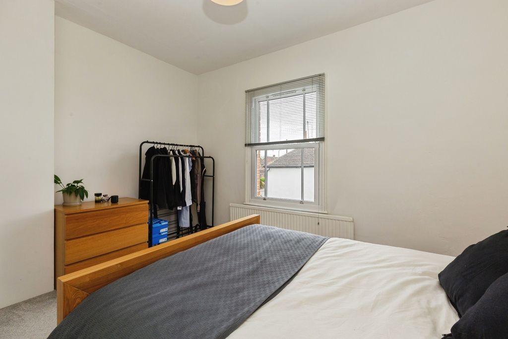 Additional image 9 of 1 bed flat for saleEssex Road, Thame, Oxfordshire OX9