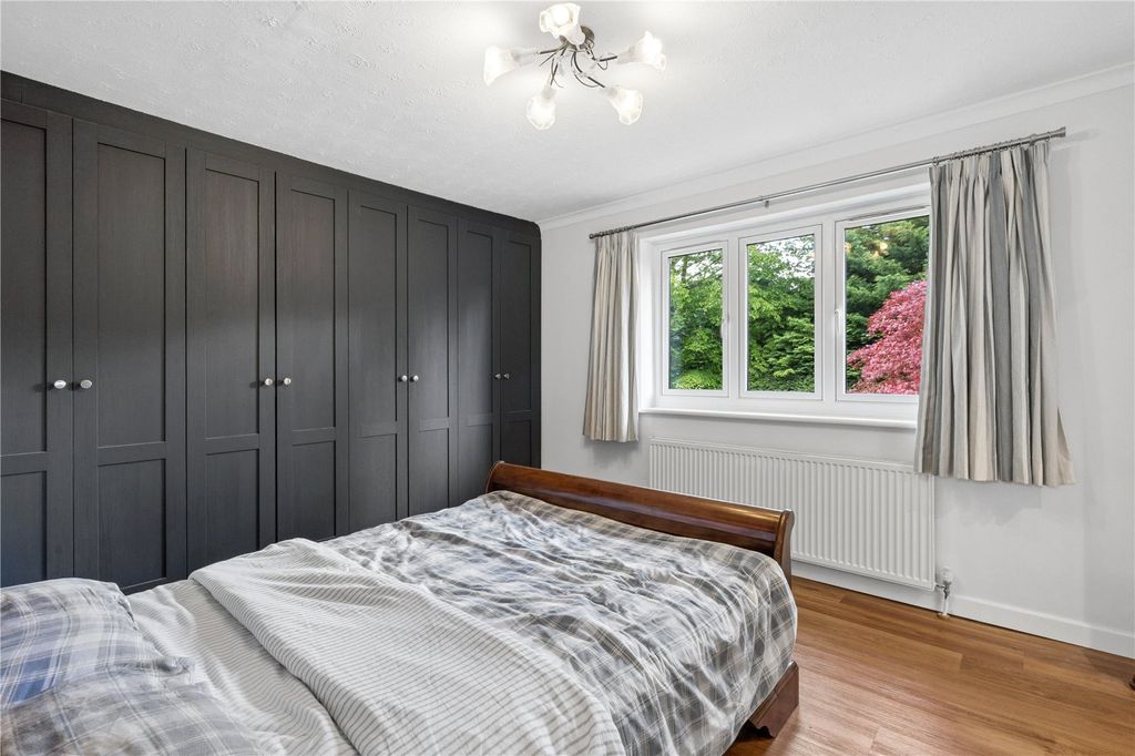 Additional image 18 of 5 bed detached house for saleWaverley Drive, Camberley, Surrey GU15