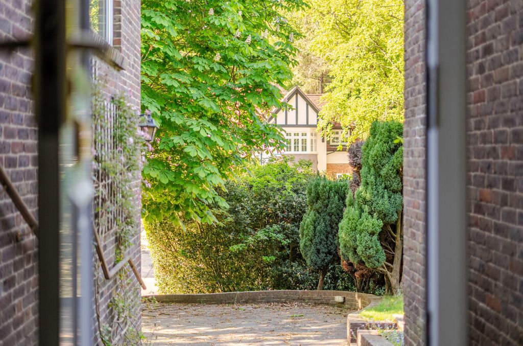 Additional image 28 of 4 bed detached house for saleCamden Park Road, Chislehurst, Kent BR7