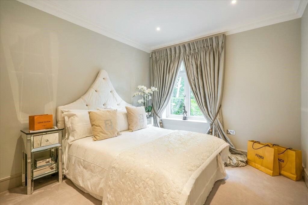 Additional image 11 of 2 bed flat for saleKings Ridge, Golf Drive, Camberley, Surrey GU15