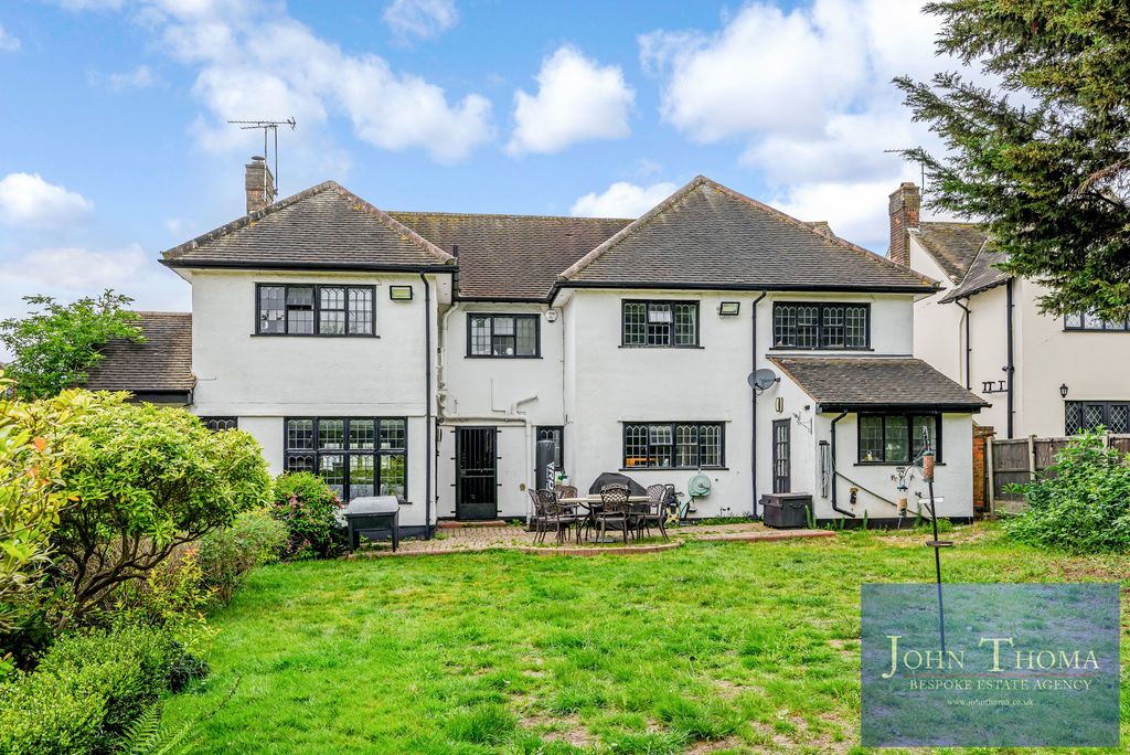 Additional image 35 of 4 bed detached house for saleChester Road, Chigwell IG7