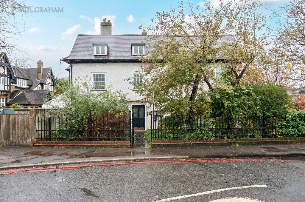Additional image 28 of 2 bed flat for saleWestcroft Road, Carshalton SM5