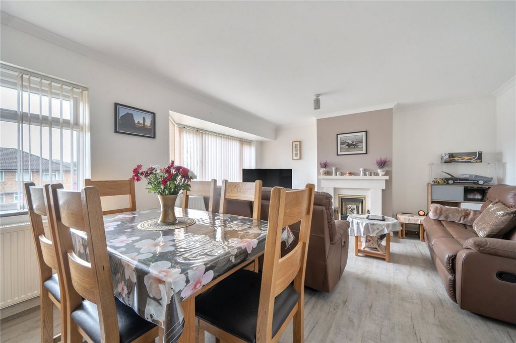 Additional image 5 of 2 bed maisonette for saleMount Nugent, Chesham, Buckinghamshire HP5