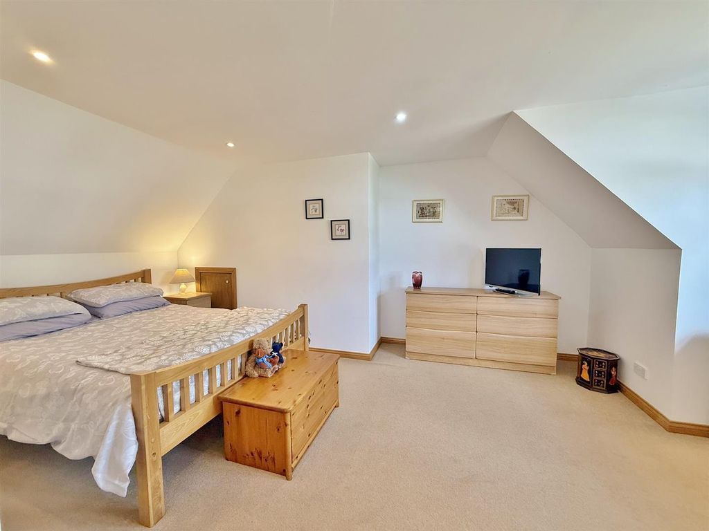Additional image 34 of 4 bed villa for sale6 The Paddock, Brodick, Isle Of Arran KA27