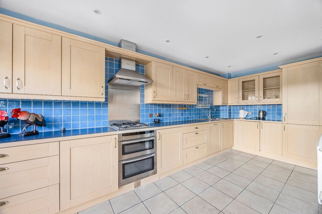 Additional image 6 of 3 bed detached house for saleBingham Close, Cirencester, Gloucestershire GL7