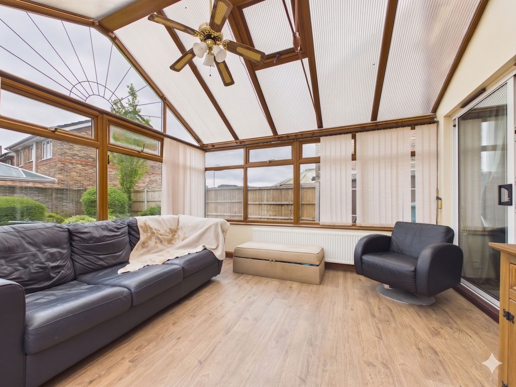 Additional image 12 of 4 bed detached house for salePasture Way, Castleford, West Yorkshire WF10