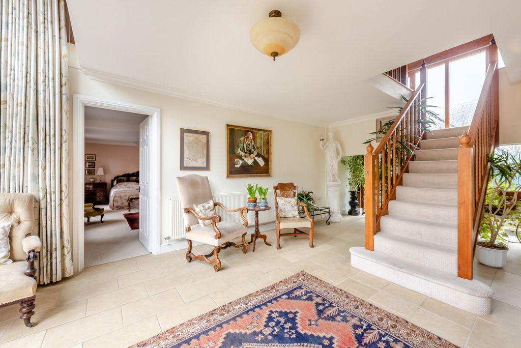 6 bed barn conversion for saleCoach Road, Shopwhyke, Chichester, West Sussex PO20 photo 2