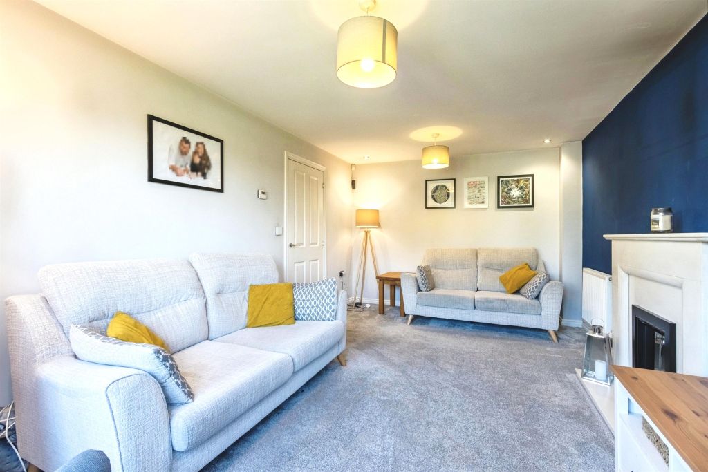 Additional image 2 of 4 bed detached house for saleBlenheim Way, Castleford WF10