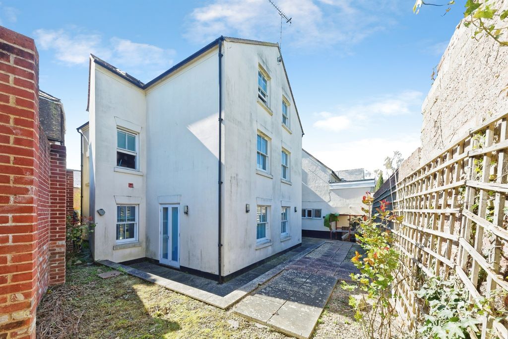 Additional image 10 of 17 bed detached house for saleWhitstable Road, Canterbury CT2