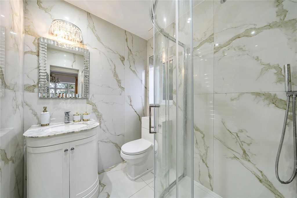 Additional image 13 of 5 bed detached house for saleMarlings Park Avenue, Chislehurst BR7