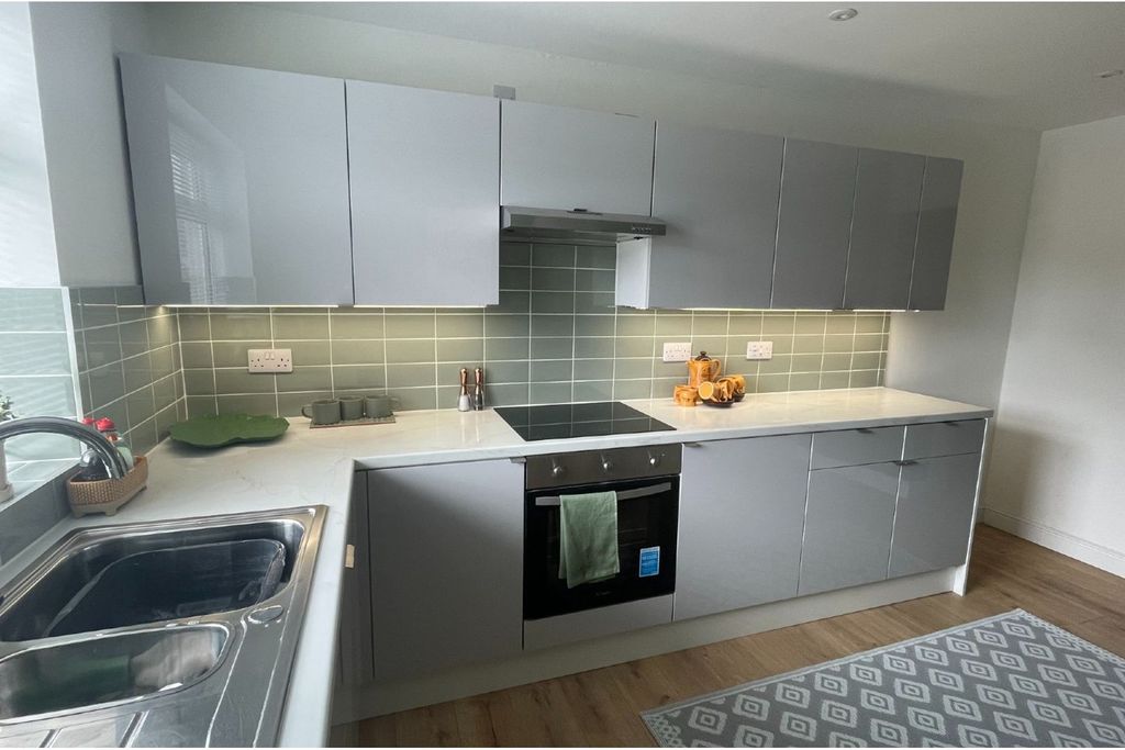 Additional image 6 of 4 bed terraced house for saleAlexandra Road, Carnforth LA5