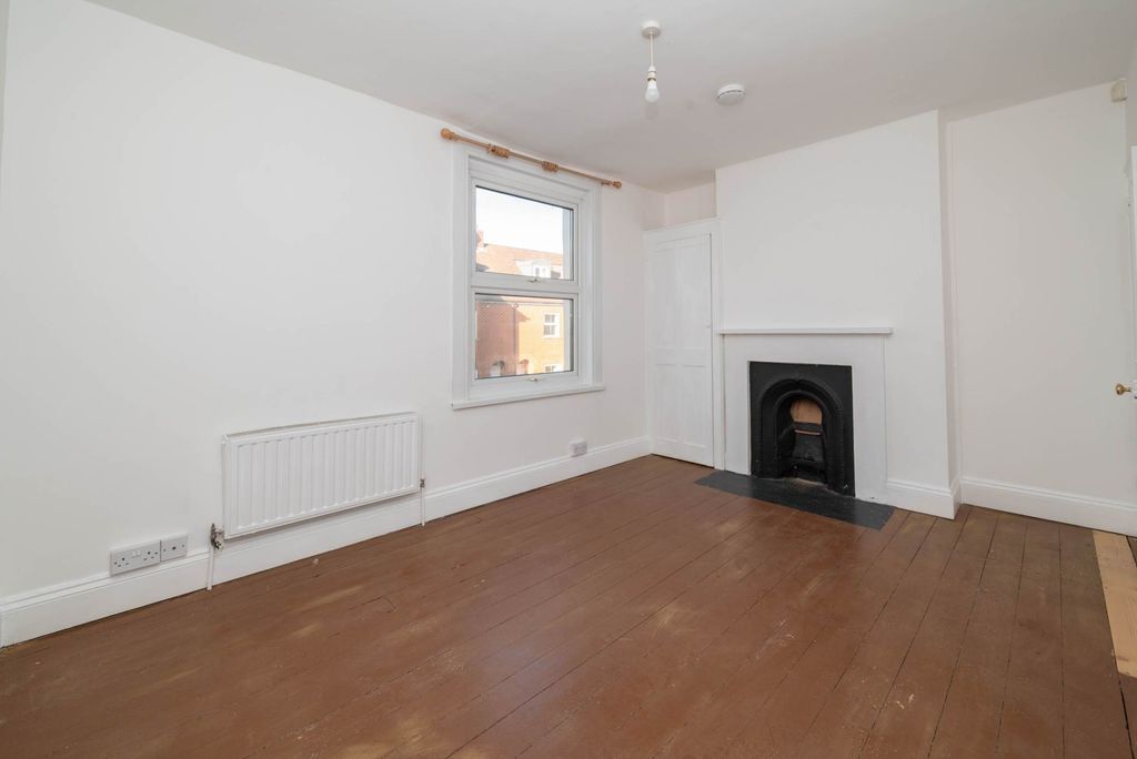 Additional image 8 of 2 bed terraced house for saleWincheap, Canterbury CT1