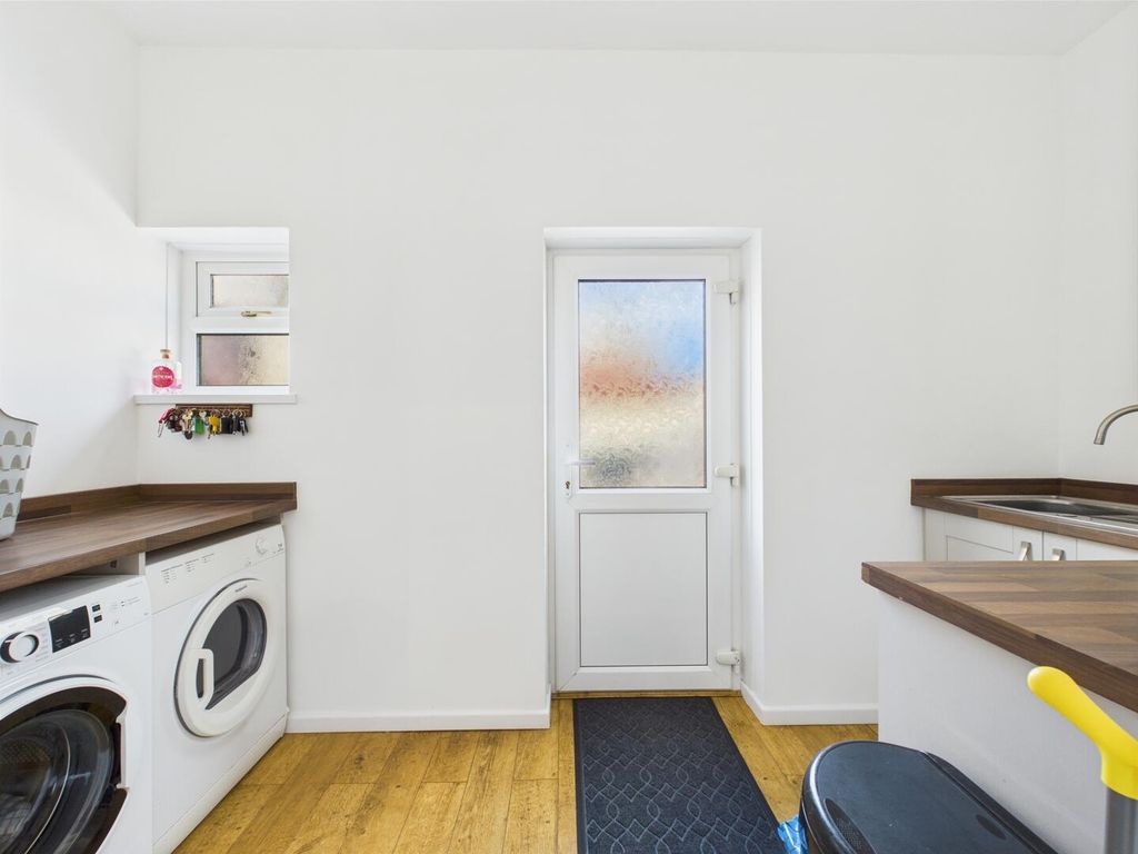 Additional image 16 of 5 bed detached house for saleWest End Avenue, Porthcawl CF36