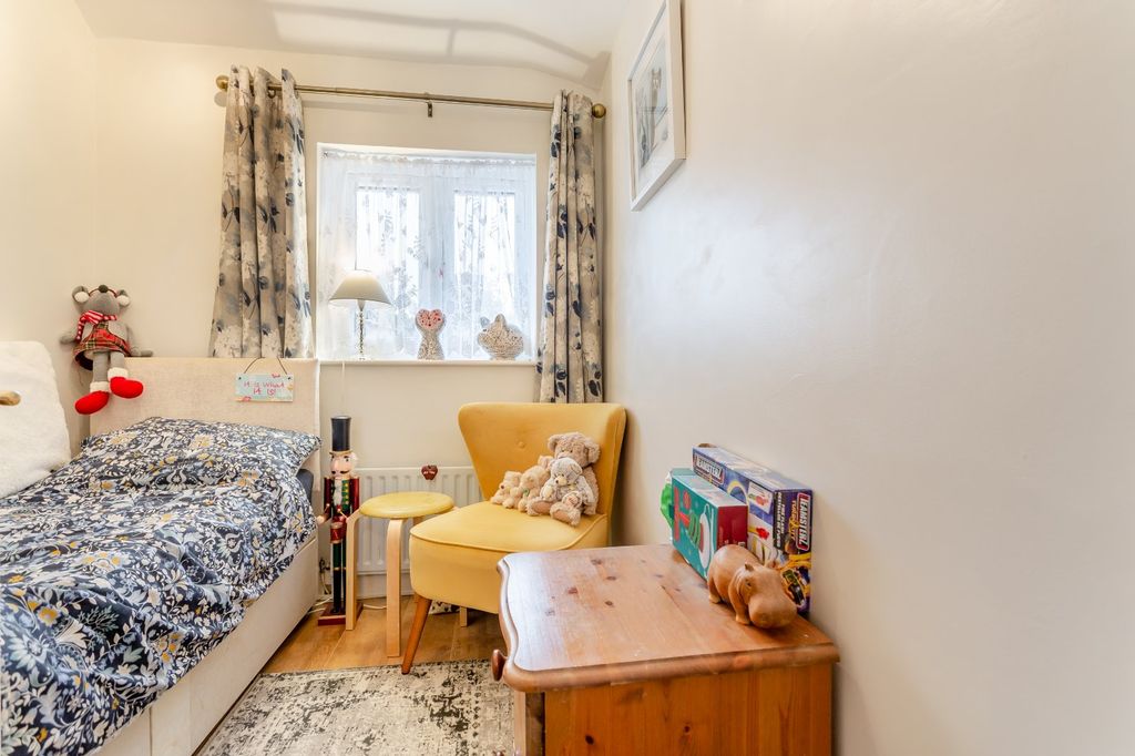 Additional image 13 of 3 bed end terrace house for saleStratton Heights, Cirencester, Gloucestershire GL7