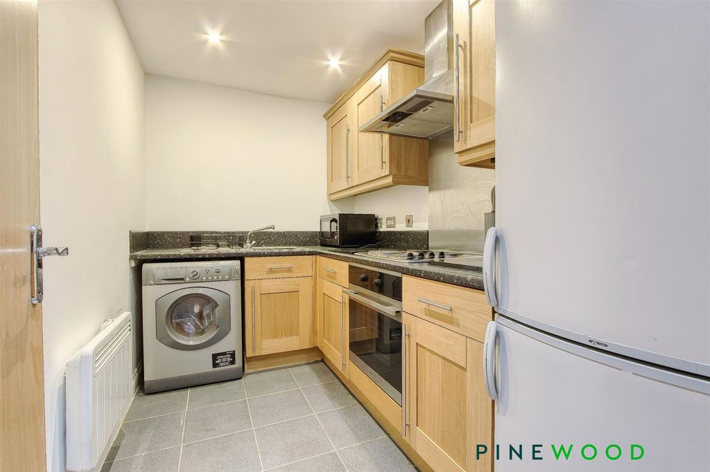 Additional image 2 of 1 bed flat for saleArchdale Close, Chesterfield S40