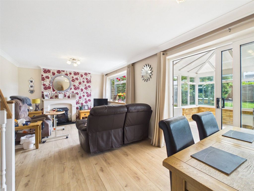 Additional image 10 of 3 bed semi-detached house for saleMiddle Way, Chinnor, Oxfordshire OX39