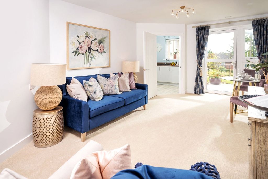 1 bed flat for saleMerchant Avenue, Exmouth, Devon EX8 photo 4