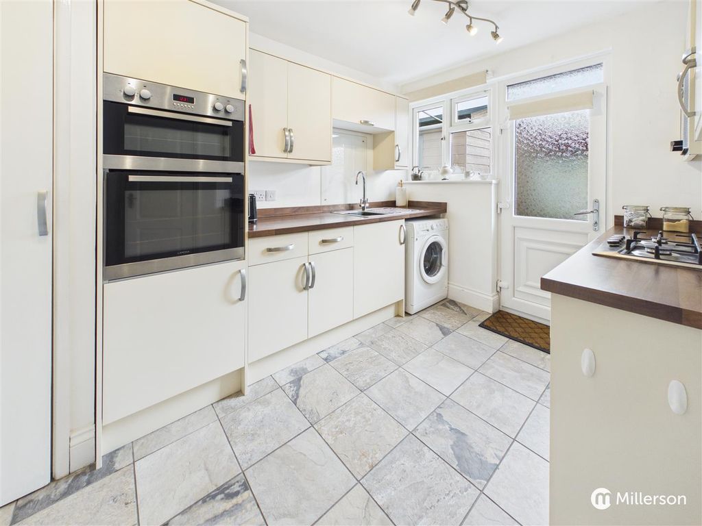 Additional image 4 of 3 bed detached bungalow for saleRosevale Crescent, Camborne TR14
