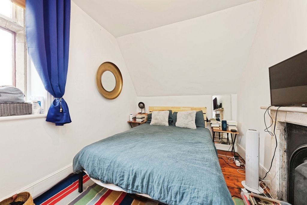 Additional image 5 of 3 bed flat for saleNew Dover Road, Canterbury, Kent CT1