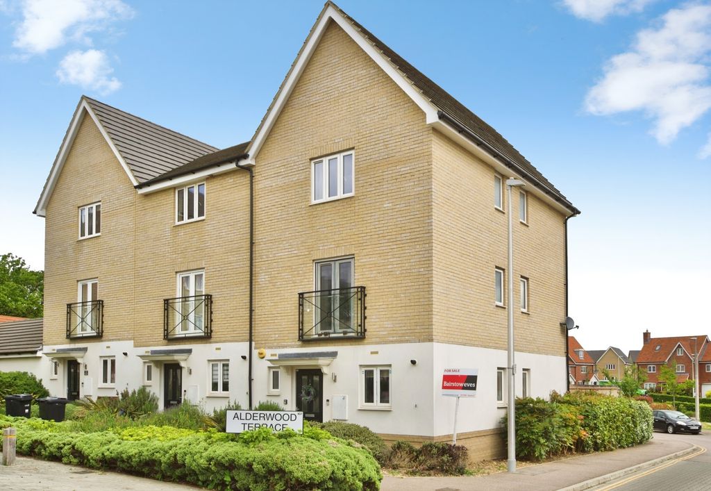 Additional image 3 of 4 bed end terrace house for saleAlderwood Terrace, Chigwell IG7