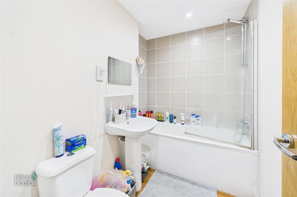 Additional image 6 of 1 bed flat for saleAshworth House, Manchester Road, Burnley BB11