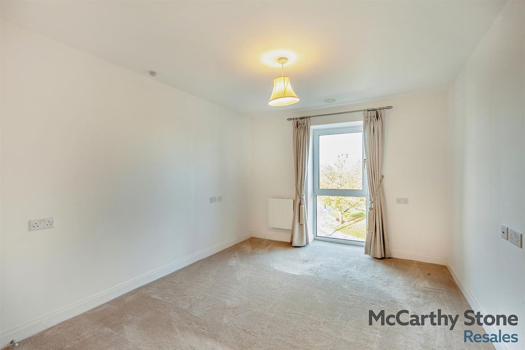 Additional image 7 of 2 bed flat for saleMiami House, Princes Road, Chelmsford, Essex CM2