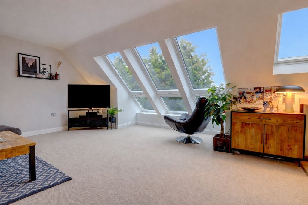 Additional image 12 of 1 bed flat for saleGoodearl Place, Princes Risborough, Buckinghamshire HP27