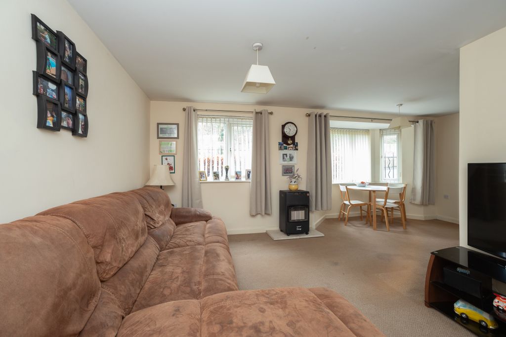 Additional image 4 of 2 bed flat for saleCastle Mews, Pontefract WF8