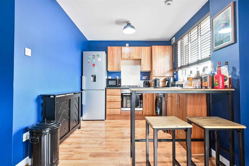 Additional image 7 of 2 bed flat for saleWellington Street, Wishaw ML2