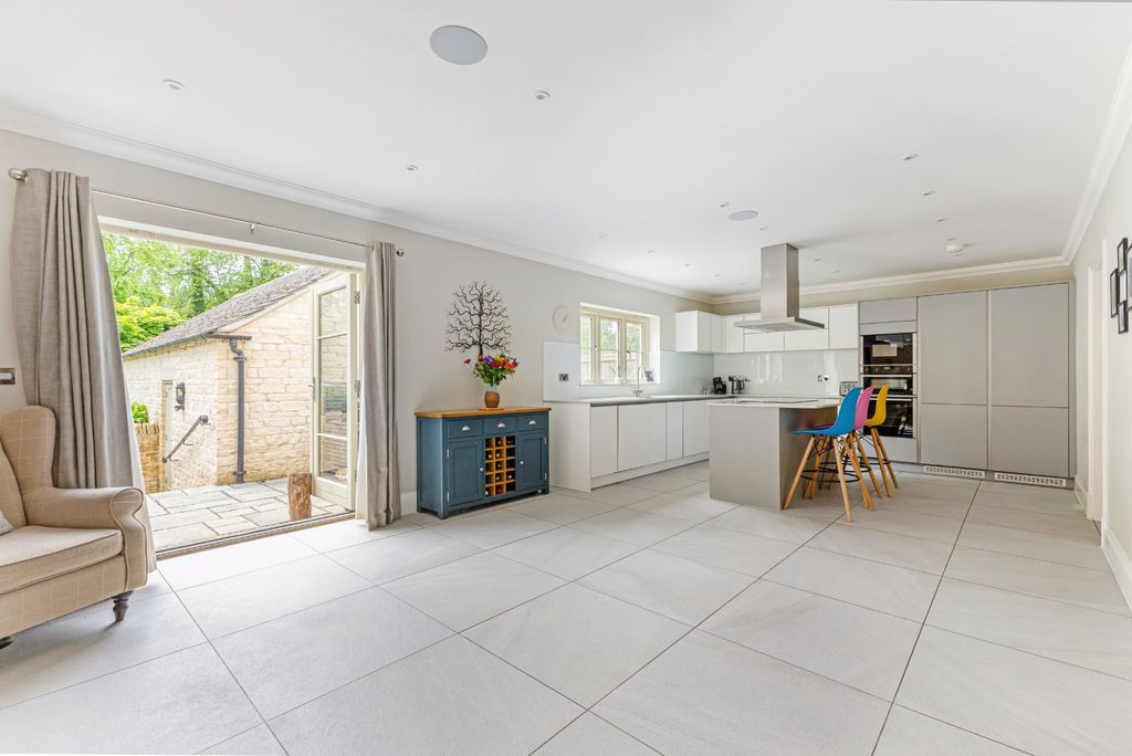 Additional image 5 of 5 bed detached house for salePreston Leigh, Siddington, Cirencester, Gloucestershire GL7