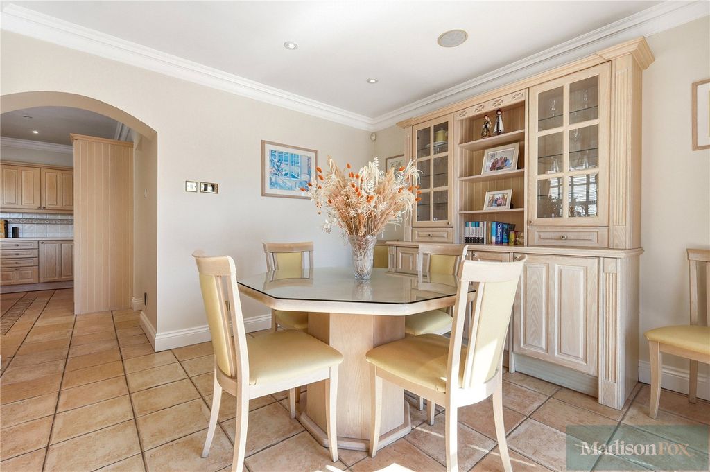 Additional image 5 of 5 bed detached house for saleHainault Road, Chigwell, Essex IG7