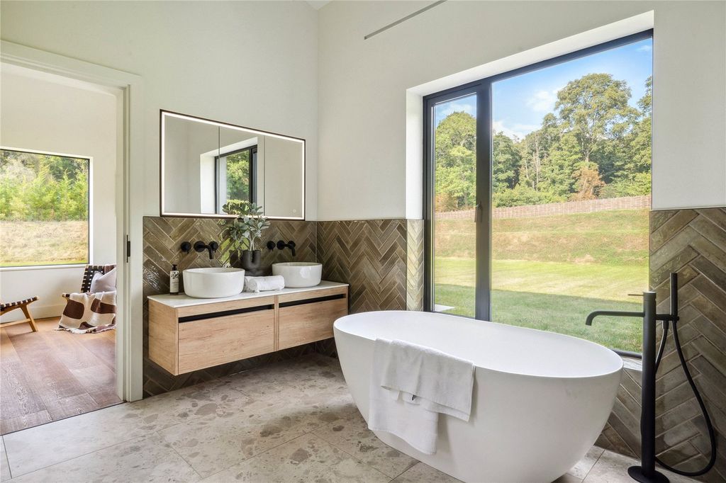 Additional image 4 of 7 bed detached house for saleBirch Grove, Chalfont St. Giles, Buckinghamshire HP8